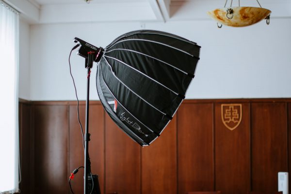 SET Aputure LightStorm120D + softbox